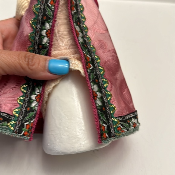 Vintage 9.5” Handmade Porcelain“CONE DOLL” Russian Fur Accents - Picture 12 of 16